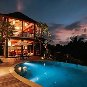**** Resort Yanyan Indonesia