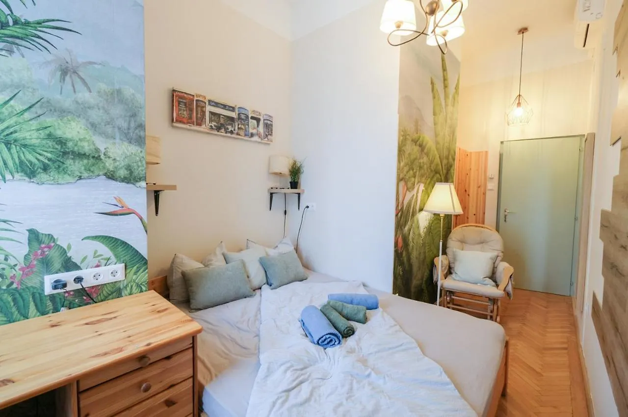 Acacia Hostel Budapest Hungría